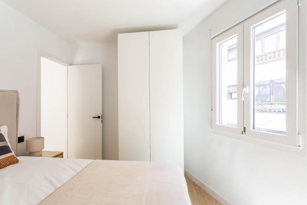 Comfortable 2BR Apartment near Plaza Castilla - 3