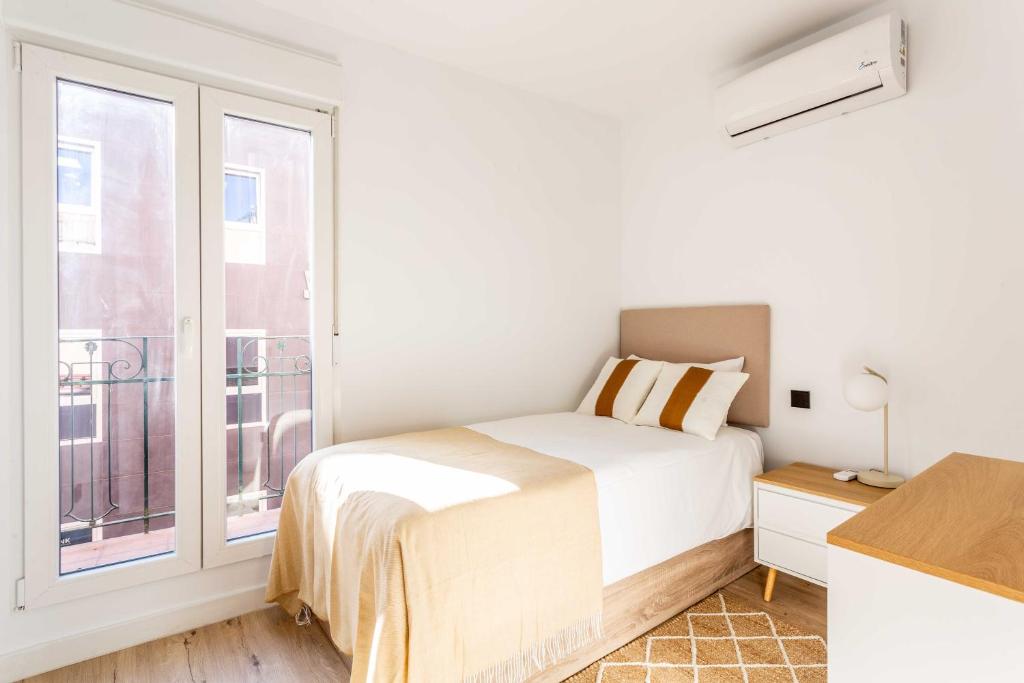 Comfortable 2BR Apartment near Plaza Castilla - 5