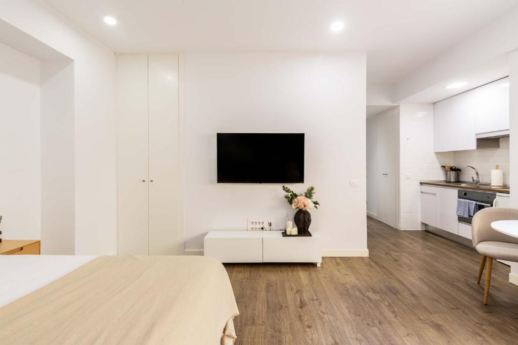 Cozy Studio Near Plaza Castilla - 5