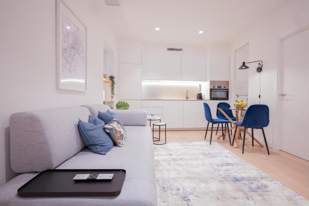 Delightful 2BR Flat in Chic Chueca - 3