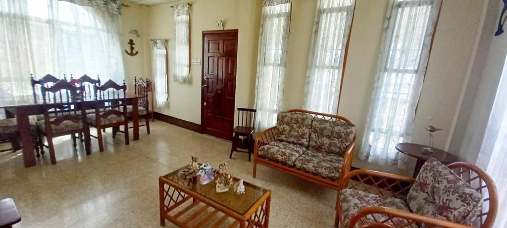 Alquiler de Casa cerca de Malecón de Salinas - 3