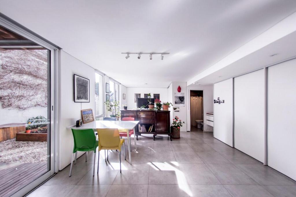 Apartamento con patio y huerta - 4