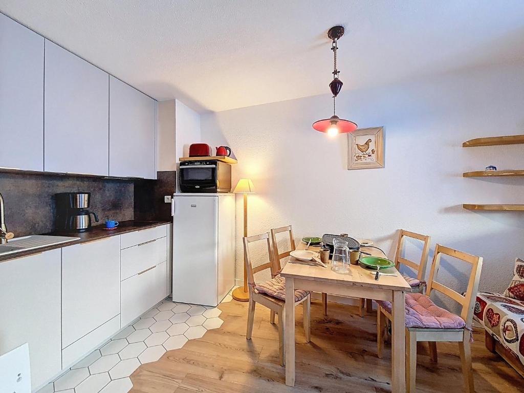 Appartement lumineux 2 pièces - Accès direct pistes, 5 pers, balcon - FR-1-344-1128 - 2