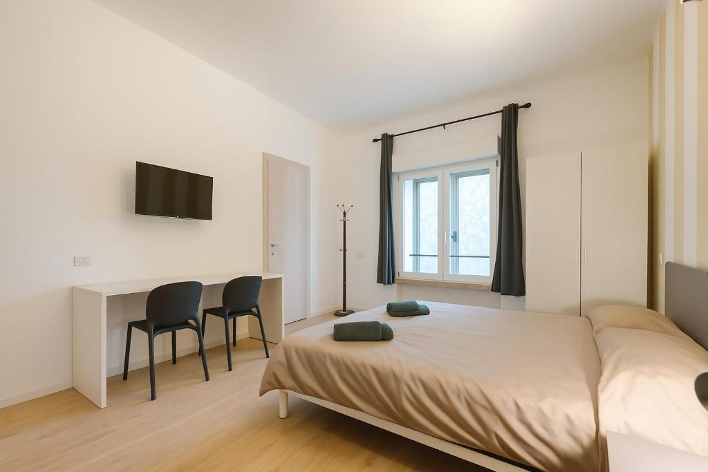 Luminosa stanza 4 bagno privato vicino Stazione - 4