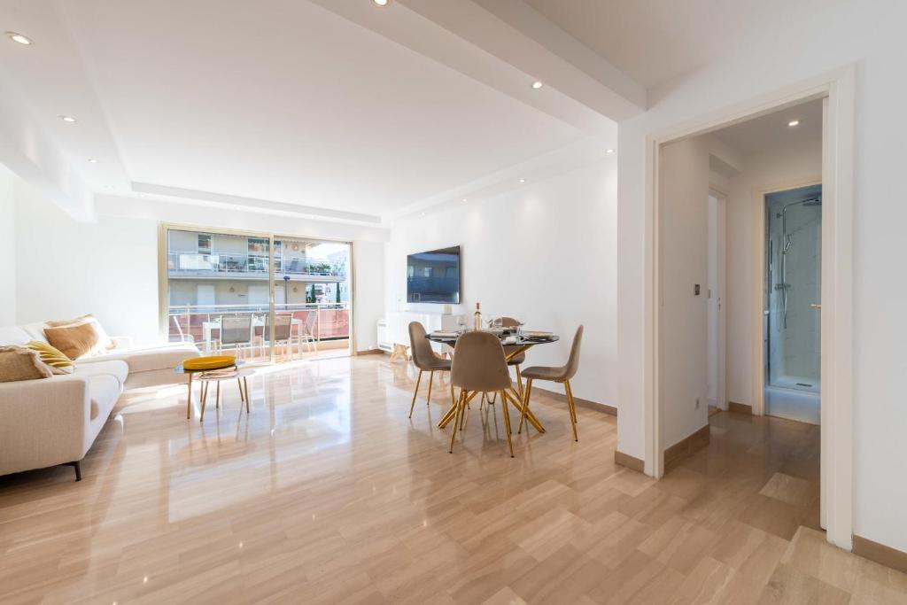3-Br Crossing Apartment Palm Beach - 1