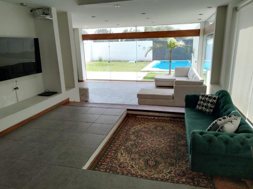 Casa con piscina - 3