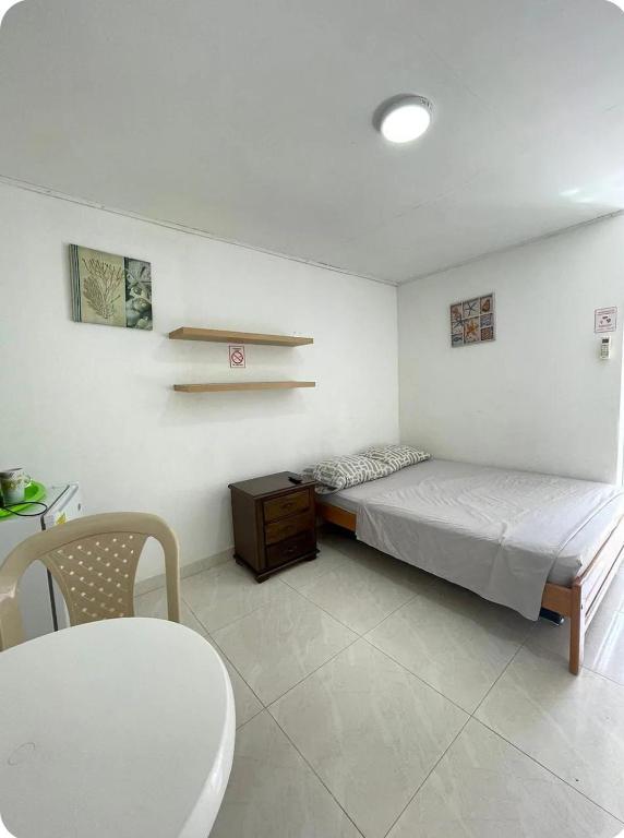 Posada Miss Anna Home - 1