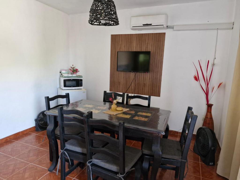Alojamiento la Colonia - 1