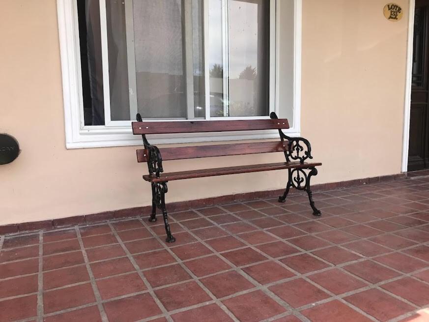 Casa en barrio privado con pileta - 2