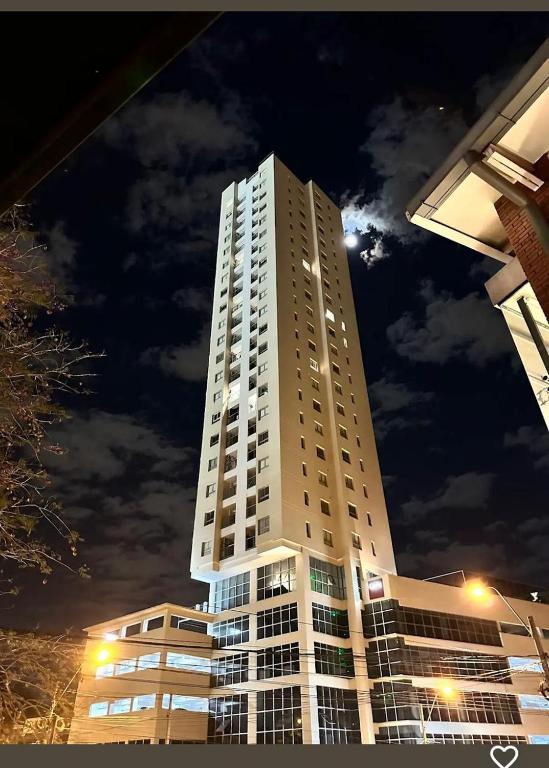 Apartamento en zona Shopping - 2