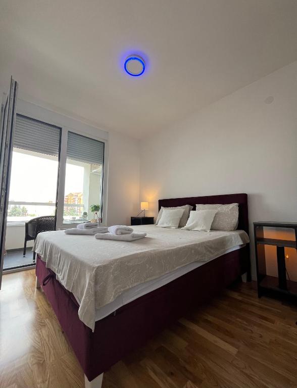 Lux apartment 8, center, free parking - 3