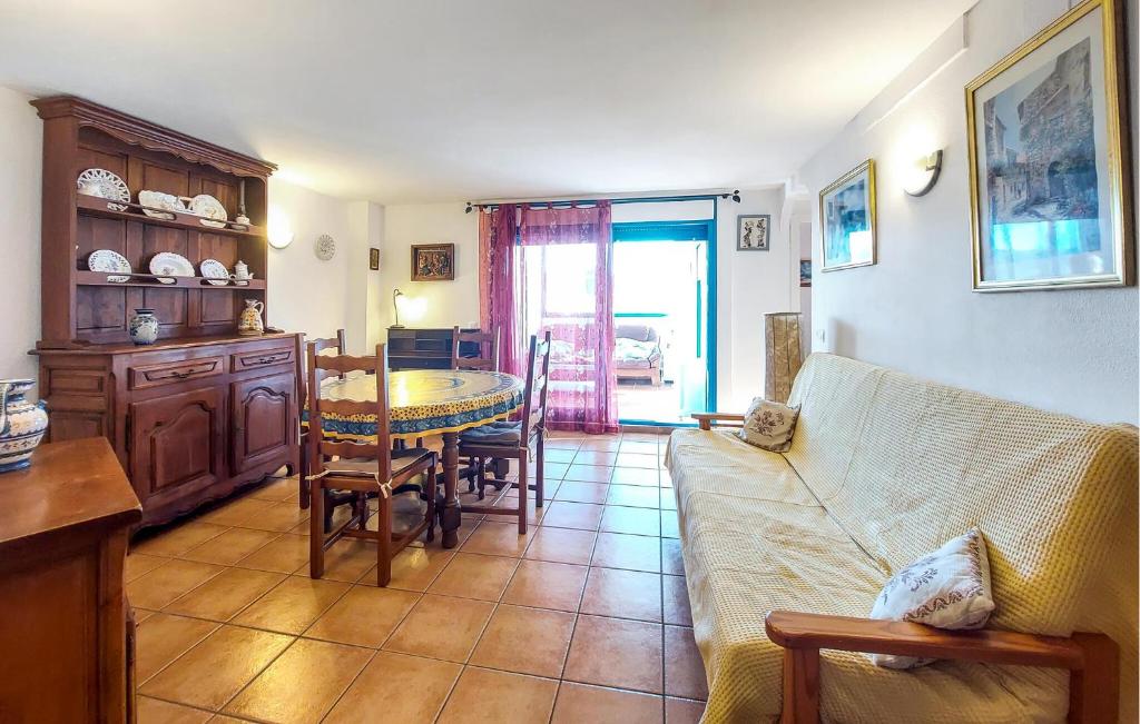 1 Bedroom Lovely Apartment In Peníscola - 5