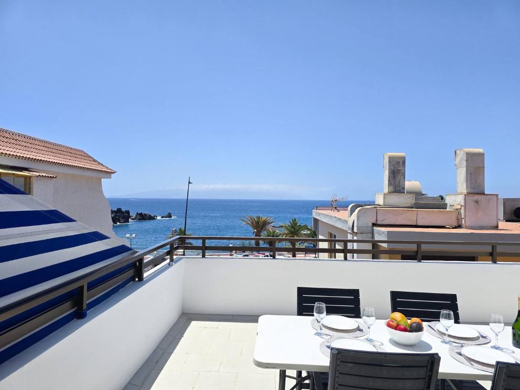 Arena Paradise by HelloApartments - 1