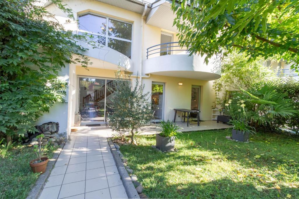 Les Galets - Duplex avec jardin - 2 chambres et bureau - 5