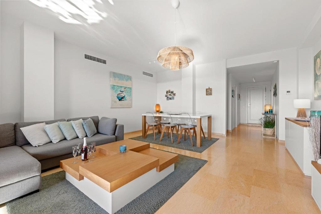 2303-Huge 2 bedrooms apt with sea view - 4