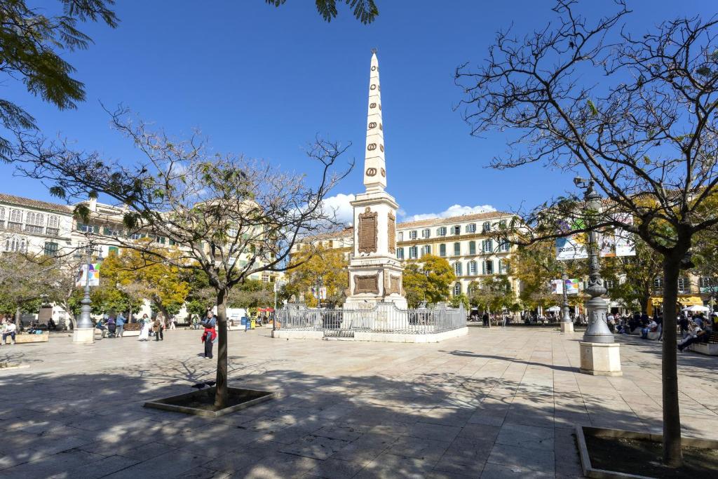 -MalagaSunApts-Merced Square 2-2 - 3