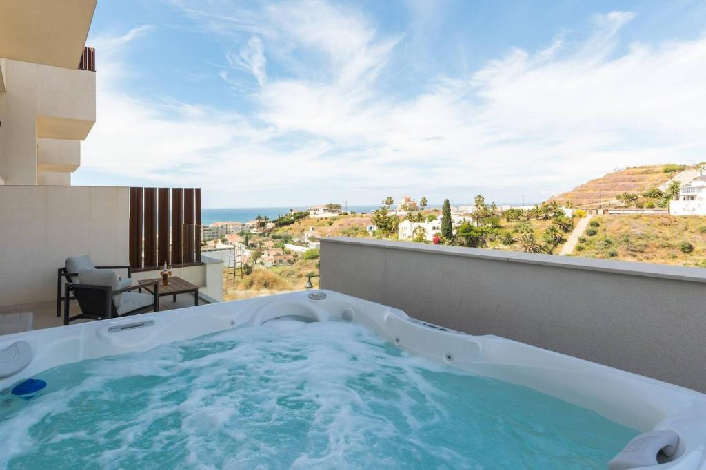 Stunning House with Private Jacuzzi and Sea views - 1