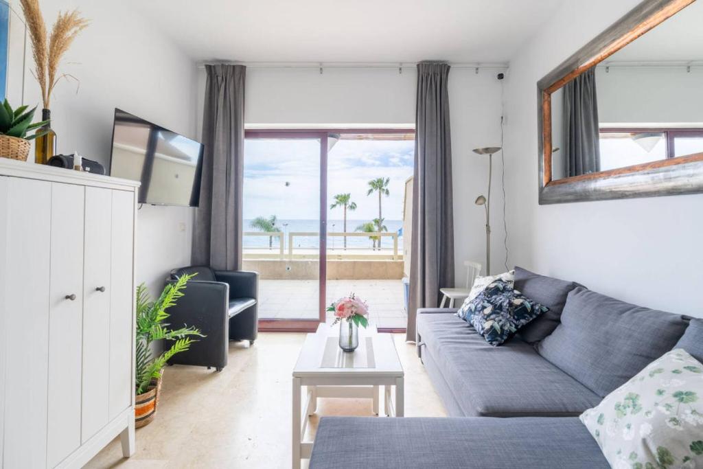 Luxury, Frontline Burriana Beach, Nerja - 2