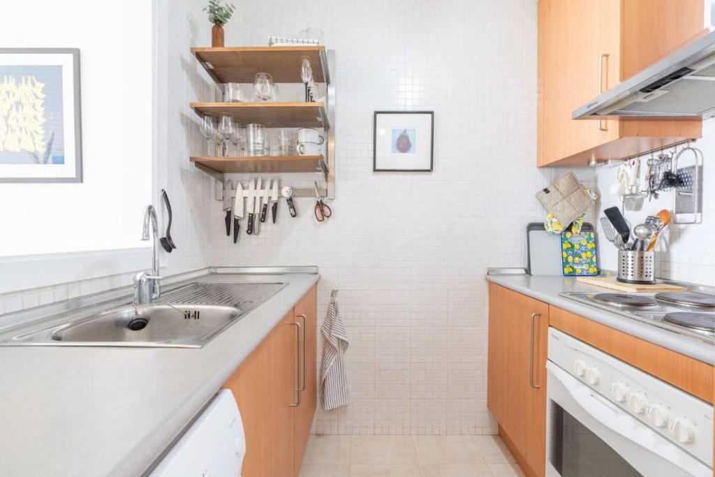 Luxury, Frontline Burriana Beach, Nerja - 5