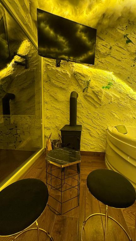 Romantic Chalet with Jacuzzi & Sauna 2- Trebević near Sarajevo - 2