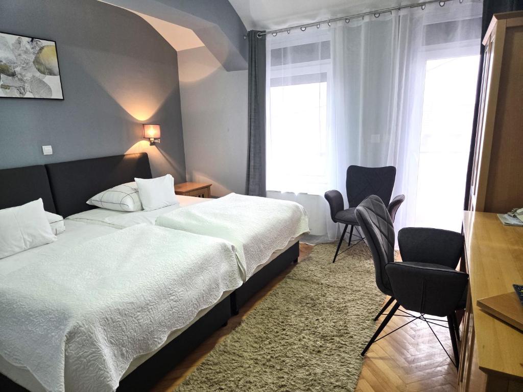 Hotel Millennium