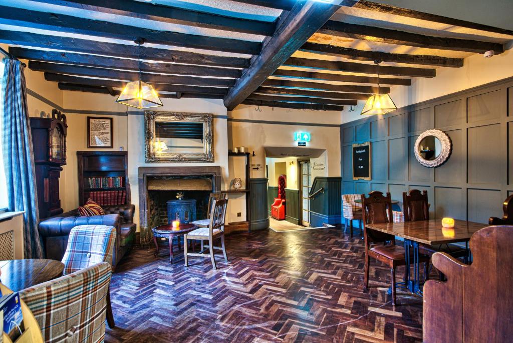 The George Of Piercebridge 정원