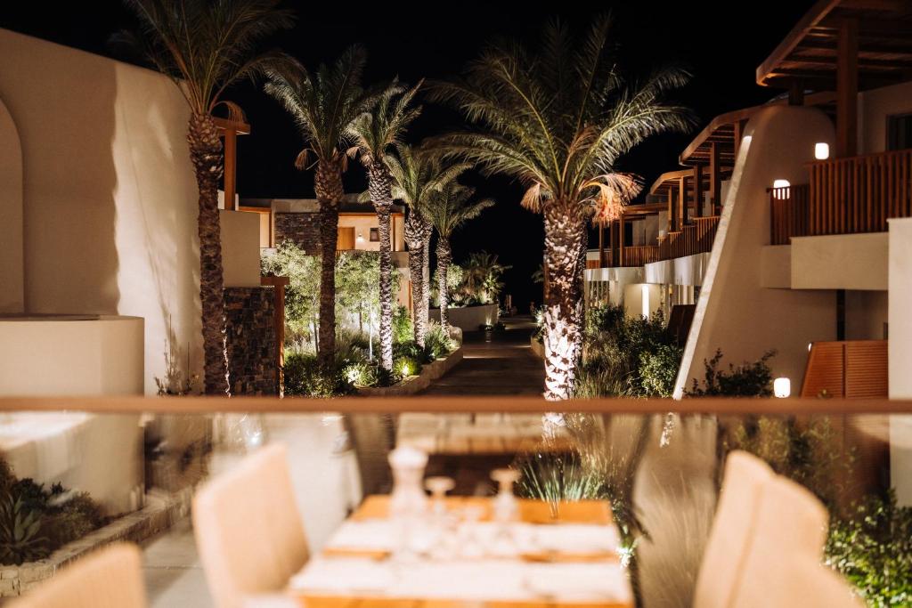 Ostria Resort & Spa — Restaurant & bars in Ierapetra