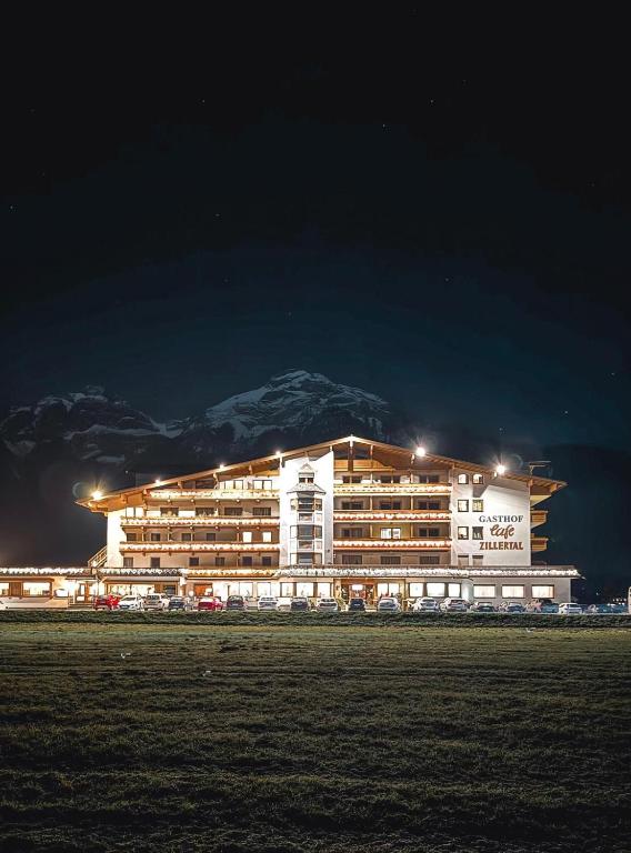 Hotel Cafe-Zillertal - 1