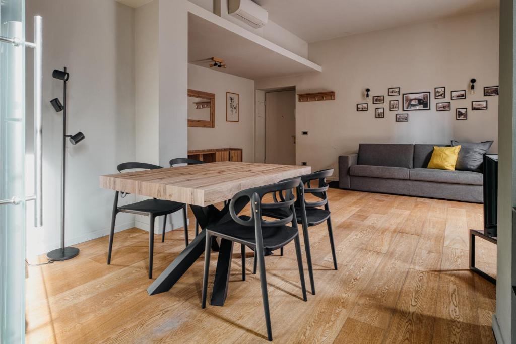 Hostmate - Milano - Solari - 2