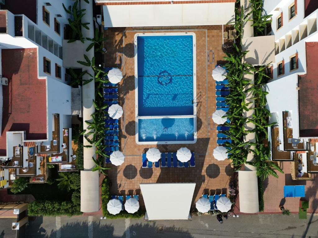 Invisa Aparthotel Casa Luis — Santa Eulalia, Balearic Islands