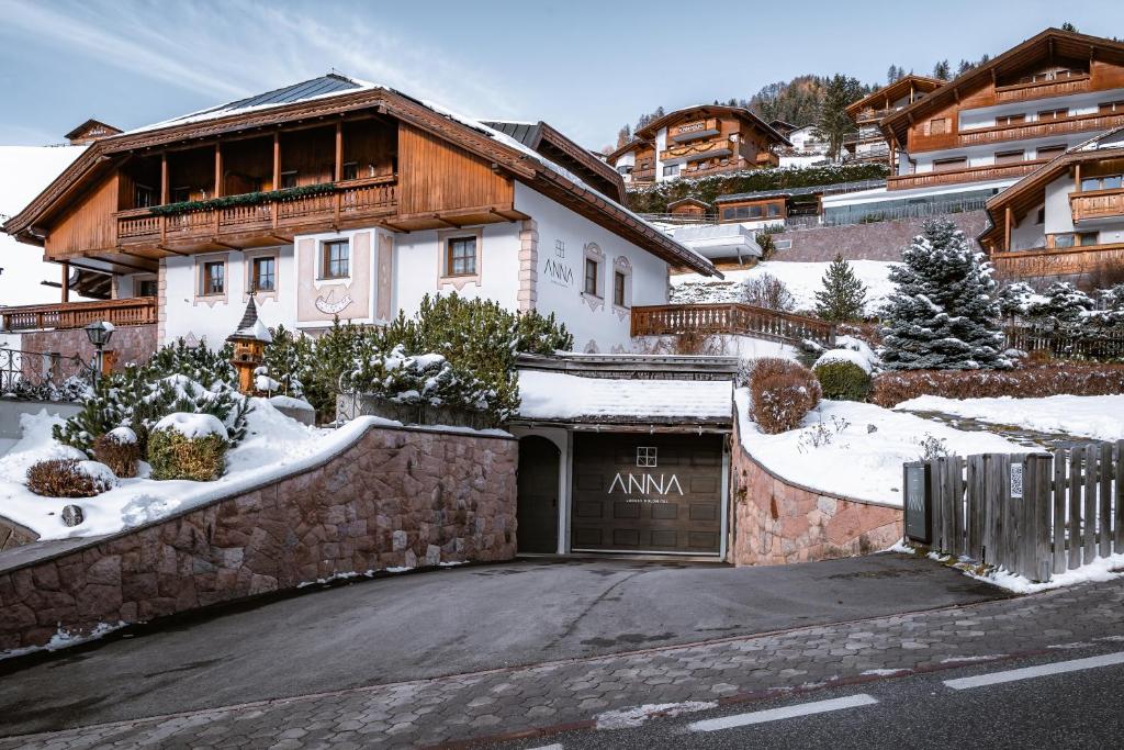 Anna Lodges Dolomites - 4