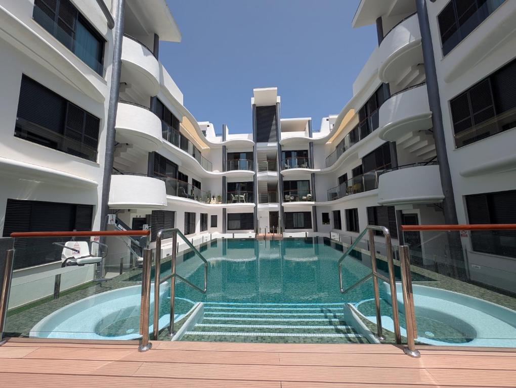 New Apartment by the sea 5518 - 1
