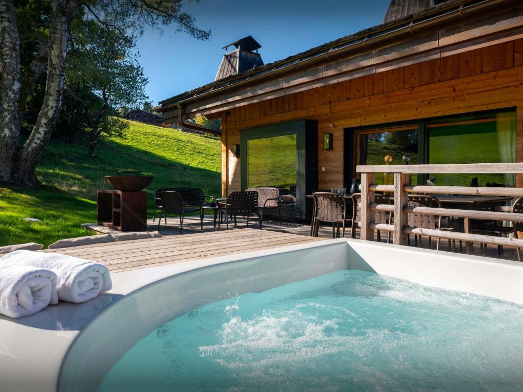 Chalet RevAlp - OVO Network - 2