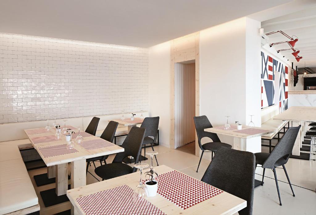 Eolo Affiliated by FERGUS — Restaurant & bars in Pollenca, Balearic Islands