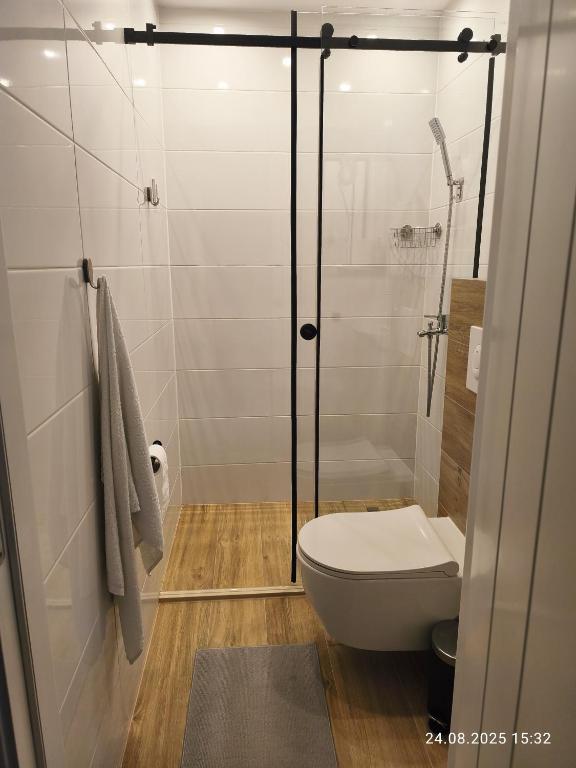 Apartman sa tri sobe za sedam osoba - 3