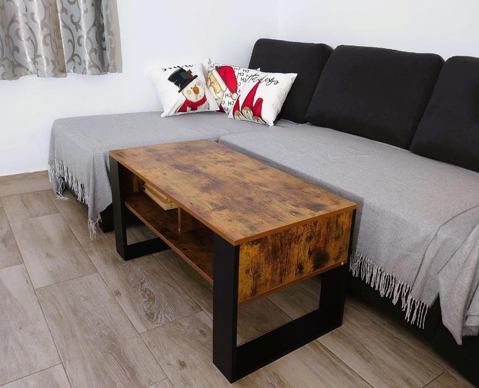 Apartamento céntrico con patio privado y terraza ideal para grupos - 4