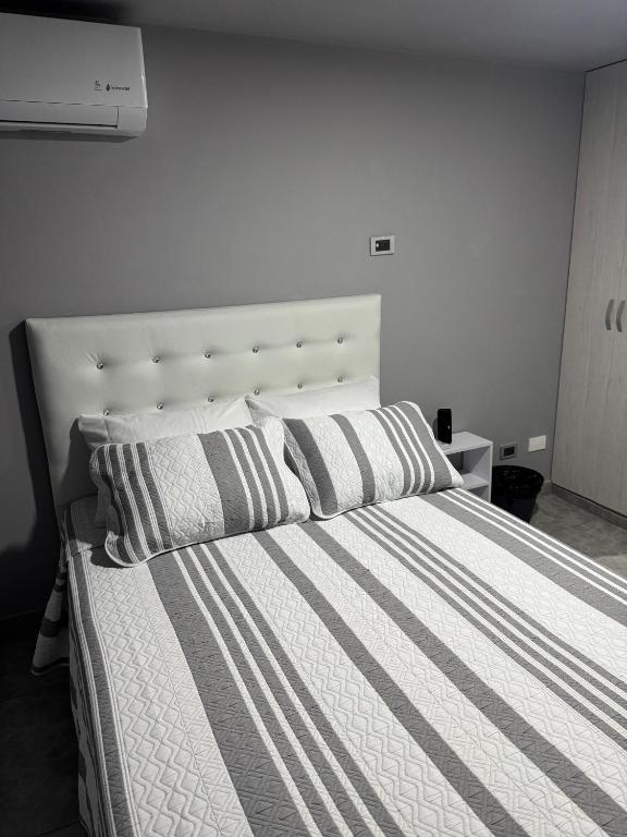 Apartaestudio cómodo y central - 4