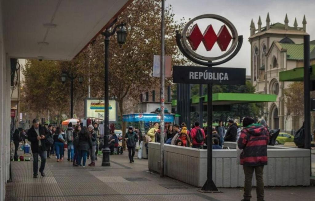 Dpto cercano al Movistar Arena 2 - 5