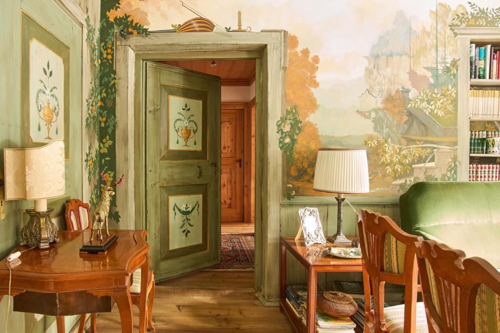 Dimora Nobile d'Ottocento - parcheggio interno - 1