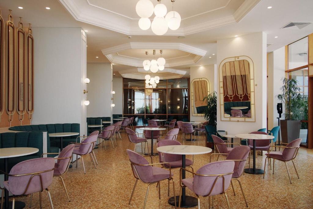 DIT Majestic Beach Resort — Restaurant & bars in Sunny Beach, Burgas Region