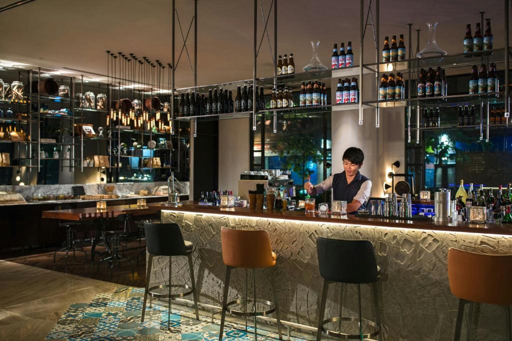 Bar/lounge