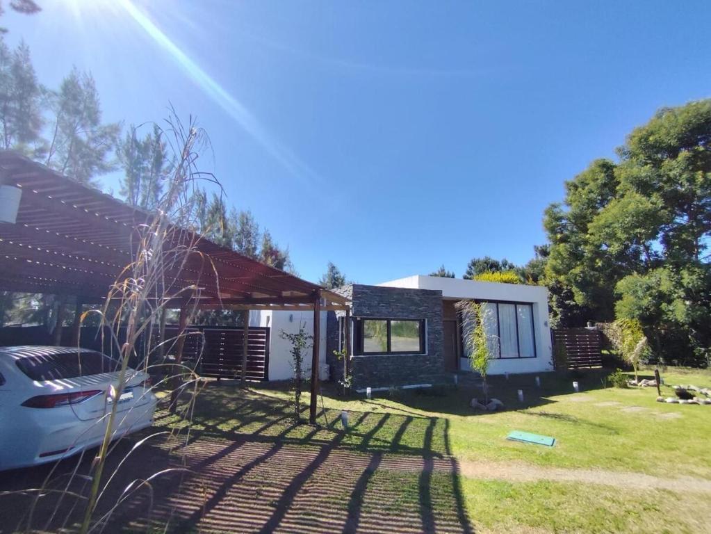 Hermosa casa en barrio privado Punta del Este - 3