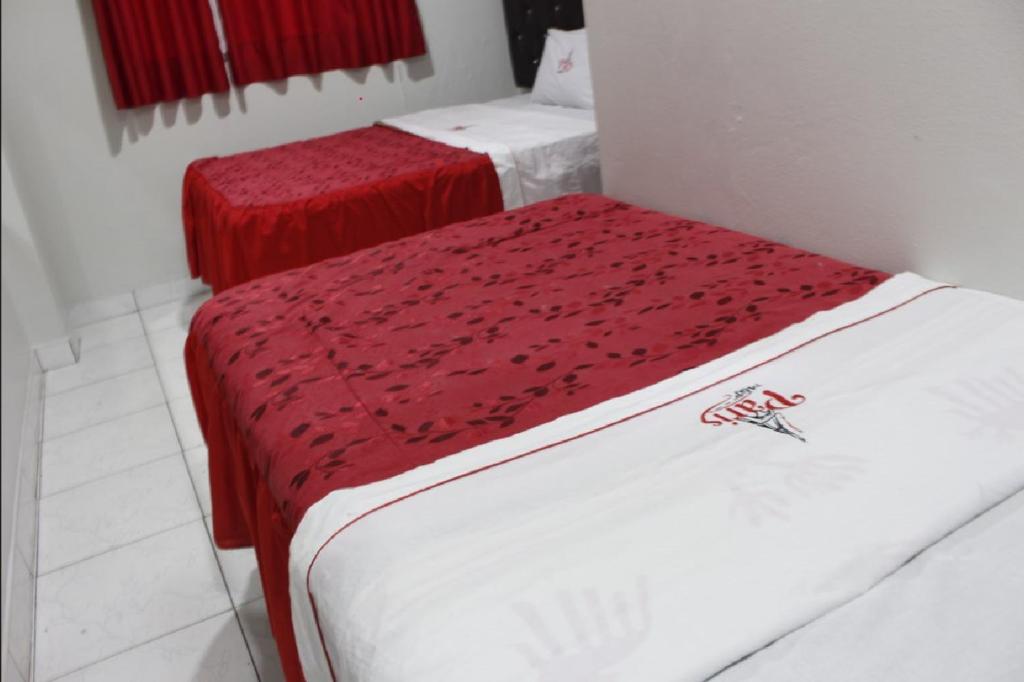 Hostal Paris MYP 2 - 4