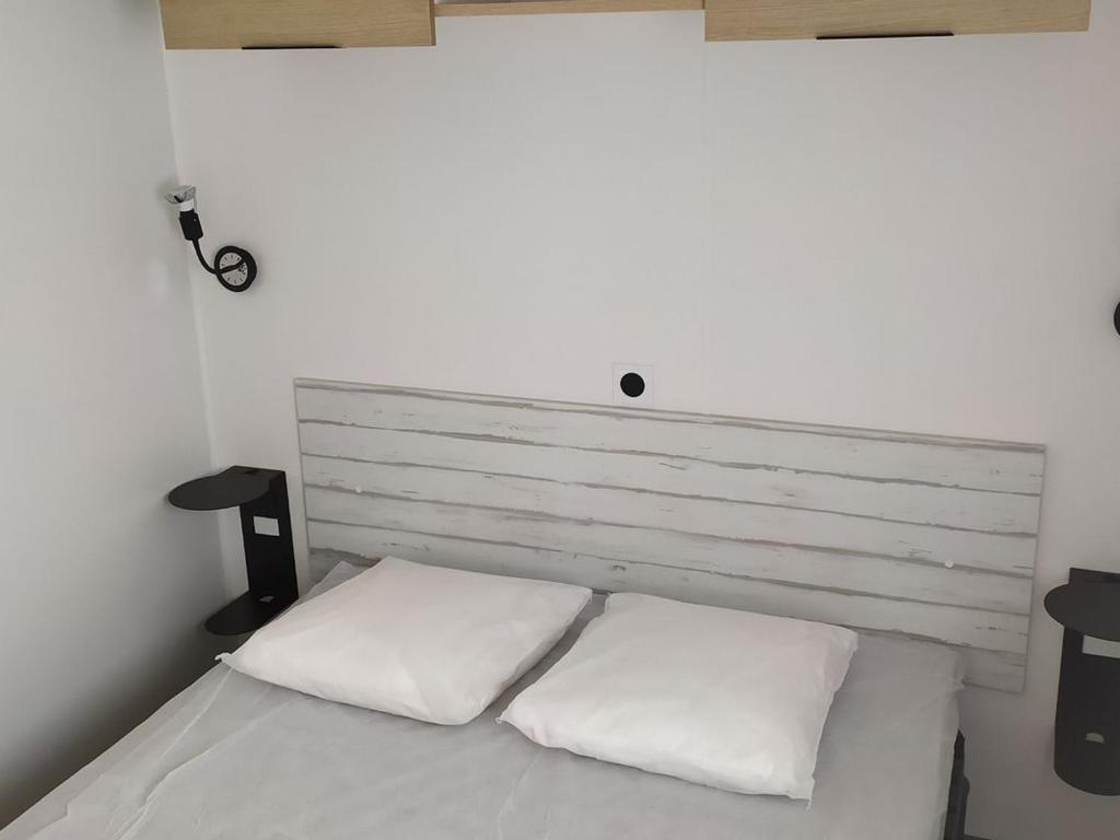 Mobil Home 31m² 3 Chambres avec Terrasse - API-1-52-976 - 4