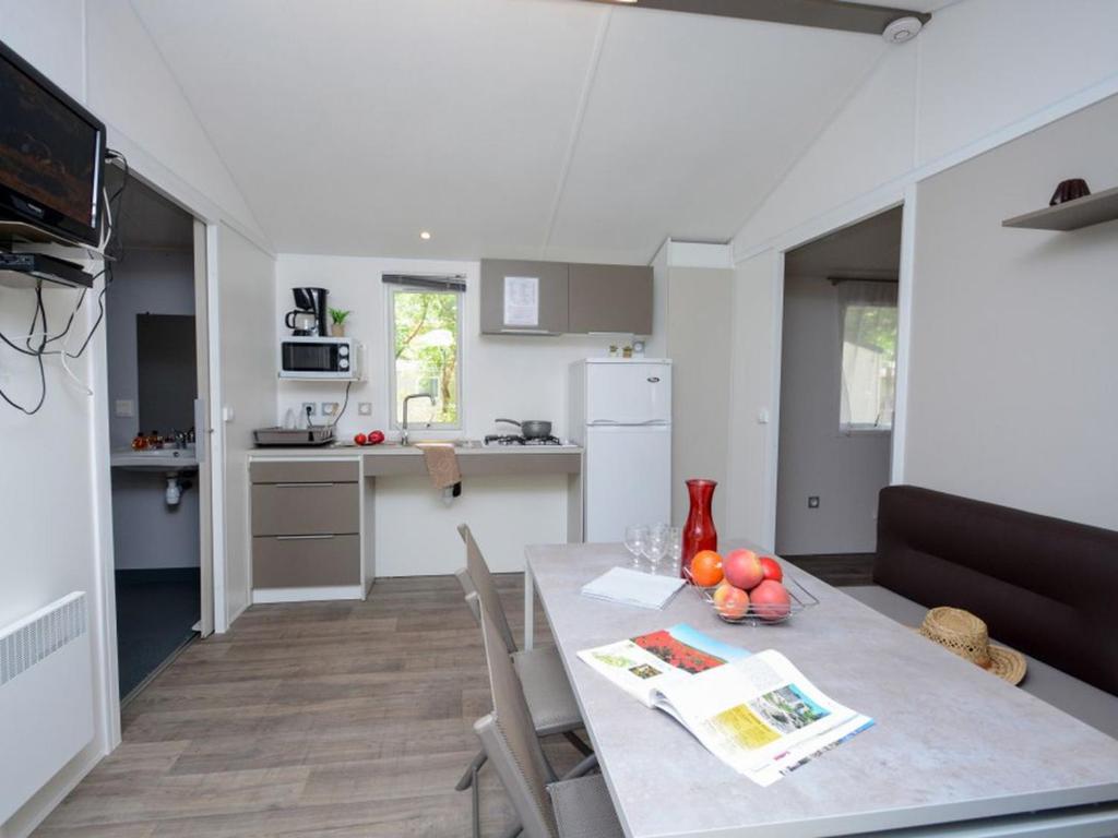 Mobil-home PMR avec Terrasse à Hyères - API-1-52-1030 - 5
