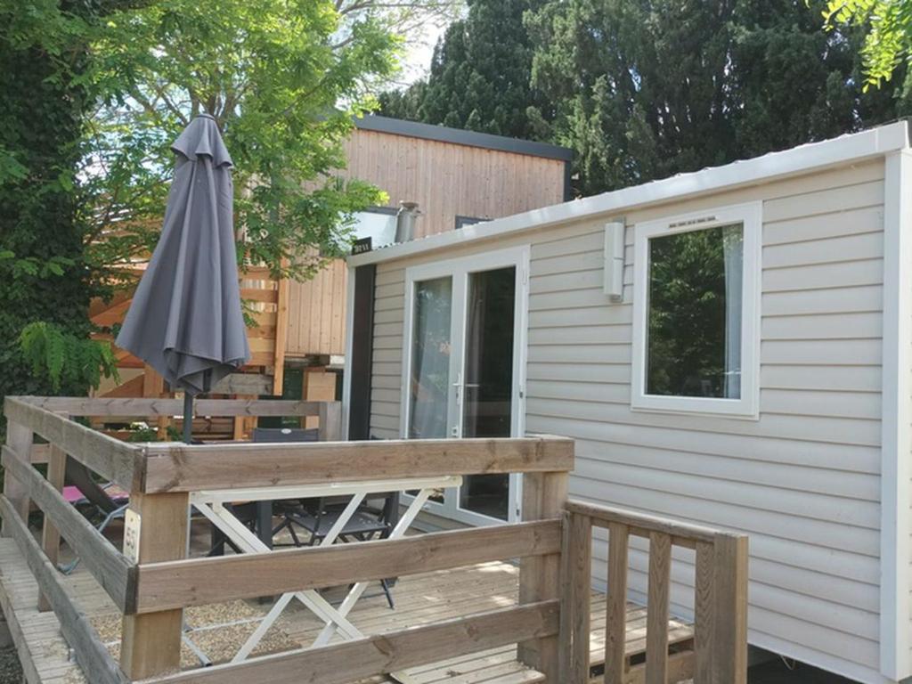 Mobil-Home Cozy avec Terrasse à Roquebrune-sur-Argens - API-1-52-1053 - 5