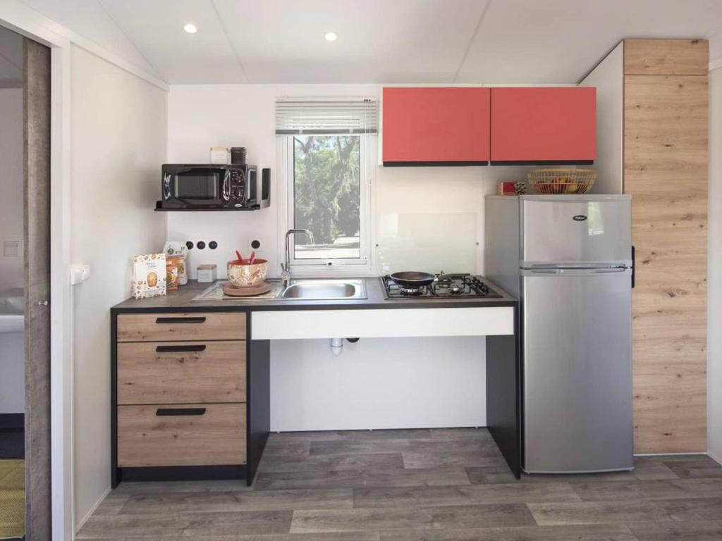 Mobil-home PMR avec terrasse à Saint-Hilaire-de-Riez - API-1-52-1087 - 4