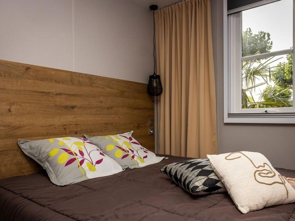 Deux Mobil-homes 60m² avec Terrasse - 5 Chambres - API-1-52-1107 - 5