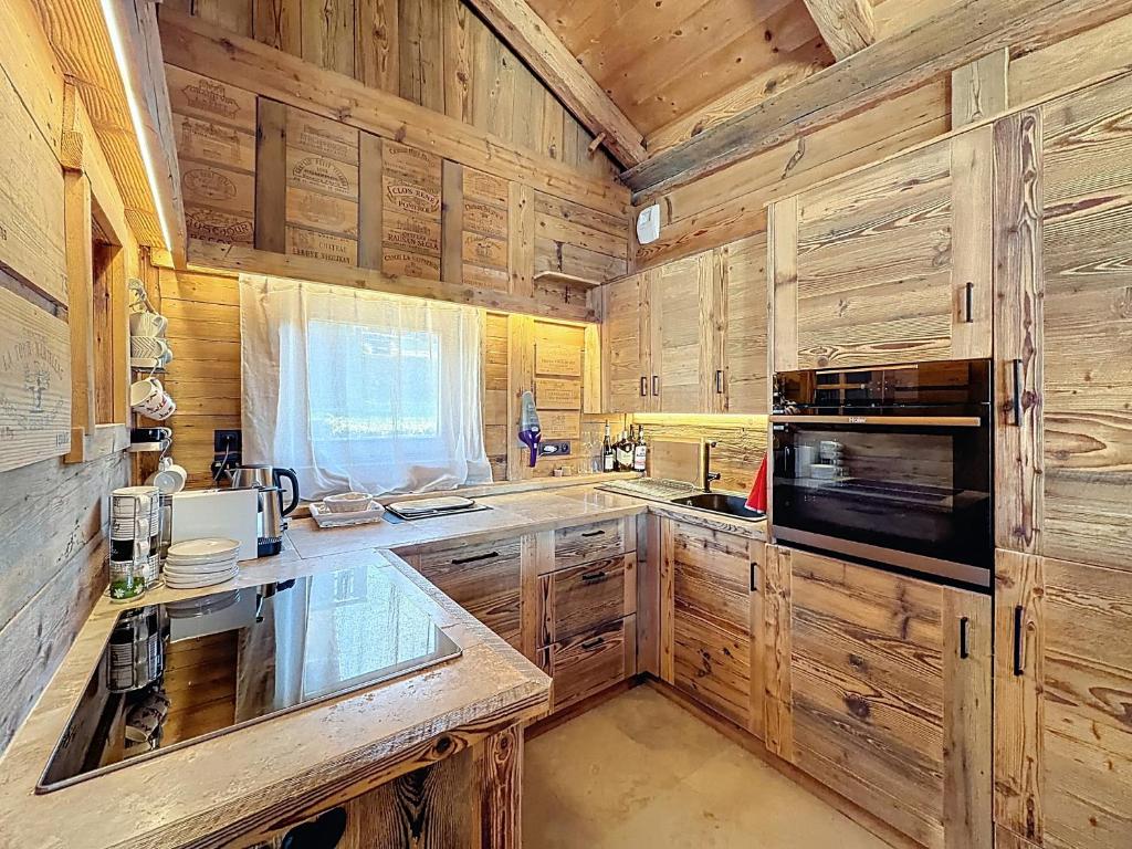 Chalet 5 chambres + dortoir proche pistes Combloux - 2