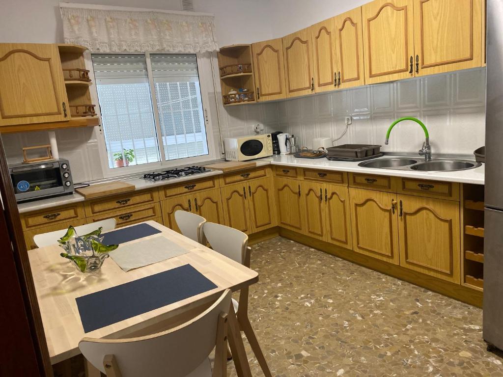 Apartamento "Un Rico Domingo" Con Parking Gratis - 5